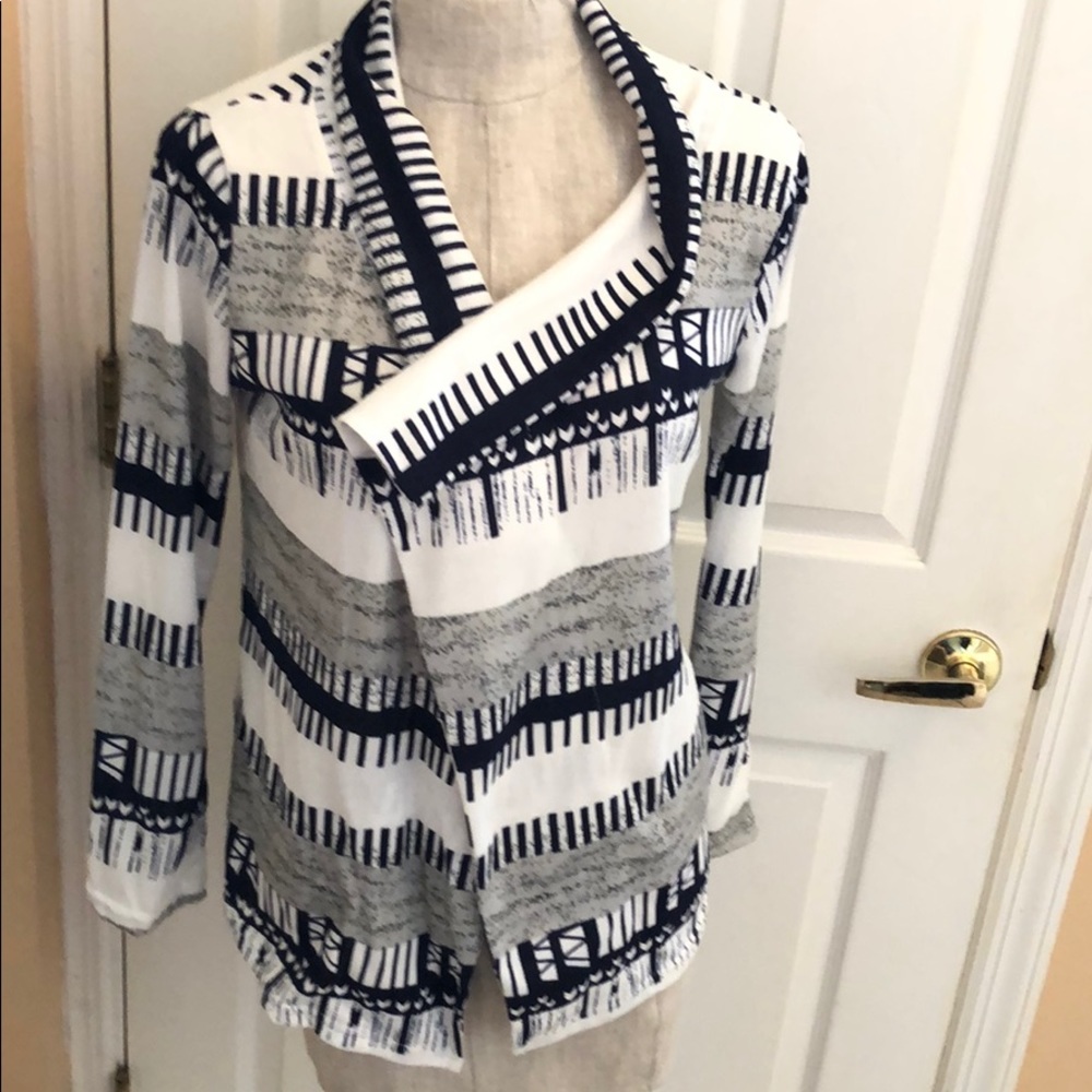 Vicabo NWT black white sweater cardigan Medium NEW